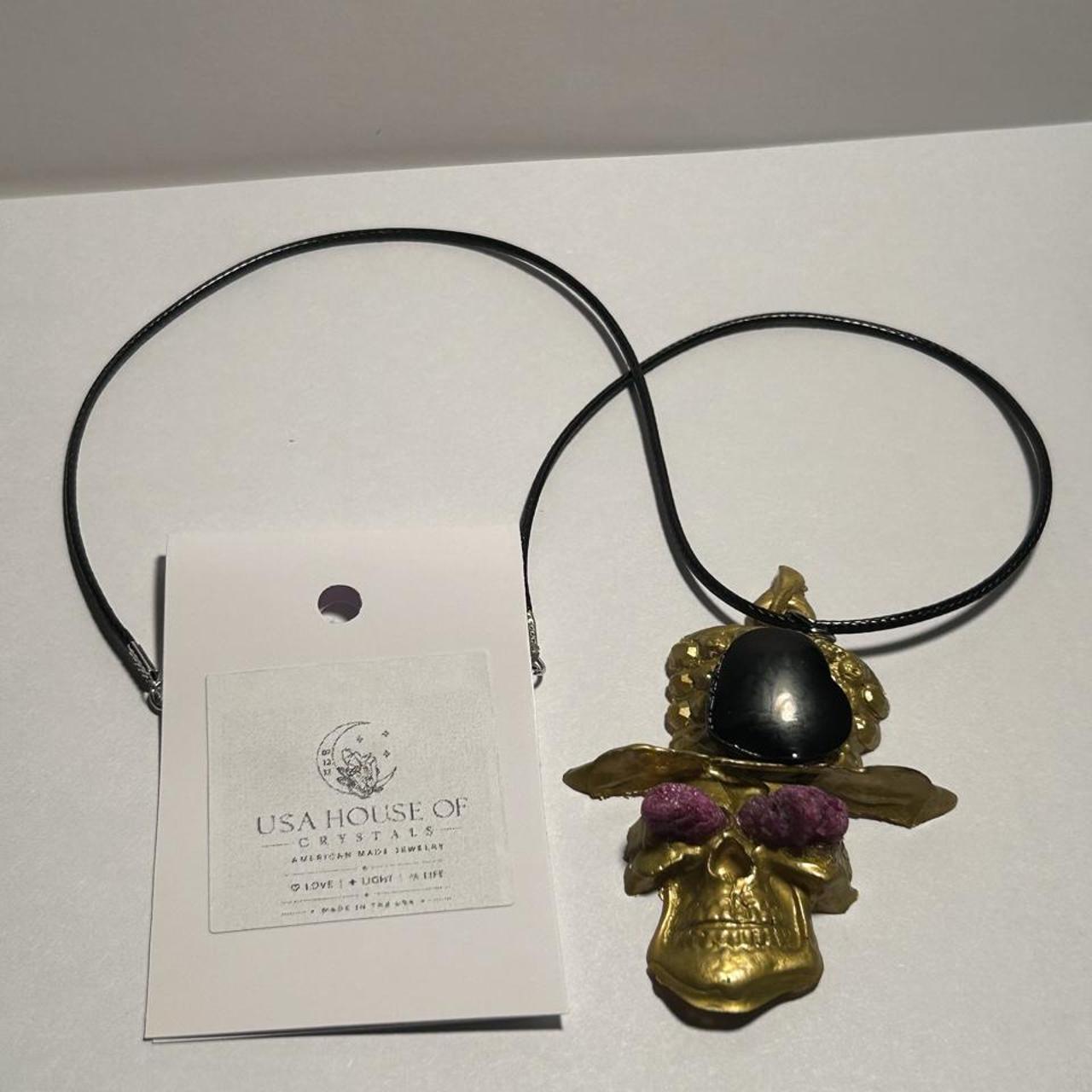 Gold Skull Hat Necklace – Honeycomb Ruby Eyes & Black Heart image 2